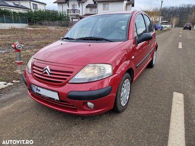 Culoarerosu Utilizat 2004 Citroën C3 | 1.100 EUR