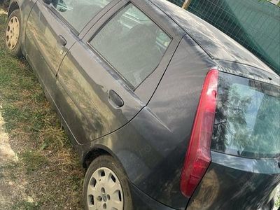 Second-hand 2002 Fiat Punto Hatchback | 400 EUR