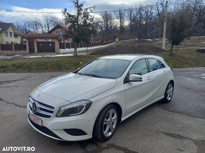 Culoarealb Second-hand 2015 Mercedes A180 Style Hatchback | 8.390 EUR (Super Preț)