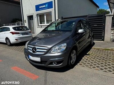 Mercedes B180