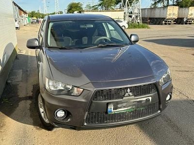 Utilizat 2011 Mitsubishi Outlander SUV | 3.600 EUR