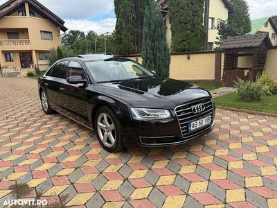 Audi A8L