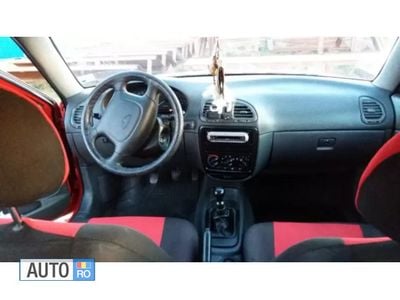 Rosu Utilizat 2000 Chevrolet Nubira Break | 1.000 EUR