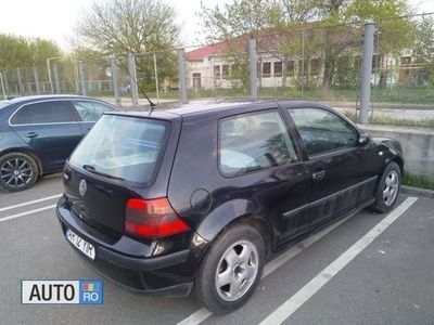 second-hand VW Golf IV 