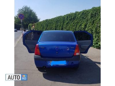 Second-hand Dacia Logan 90 CP (66 kW) 2006 Albastru Berlinǎ