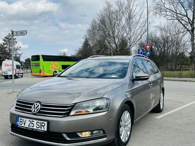 second-hand VW Passat Variant 2.0 TDI Blue TDI Highline