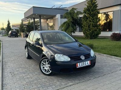 VW Golf V