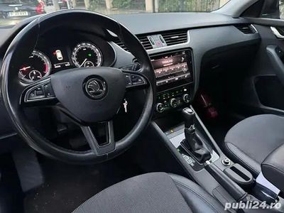 Negru Second-hand 2019 Skoda Octavia Break | 11.300 EUR (Preț OK)