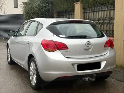 Second-hand Opel Astra 110 CP (80 kW) 2010 Hatchback