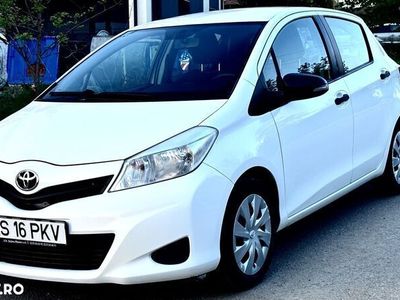 second-hand Toyota Yaris 1.0 VVT-i Fun