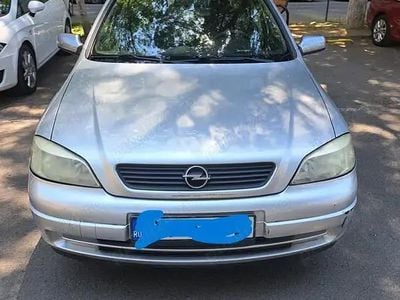 Second-hand Opel Astra 76 CP (55 kW) 2006 Berlinǎ