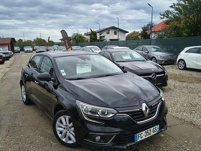 Second-hand Renault Mégane IV Intens 110 CP (80 kW) 2018 Culoarenegru Hatchback