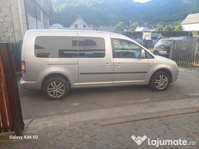 Gri Utilizat 2010 VW Caddy Maxi Monovolum | 5.000 EUR
