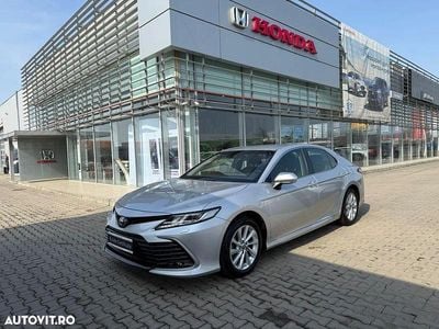 Second-hand Toyota Camry Business Edition 218 CP (160 kW) 2022 Culoareargint Berlinǎ