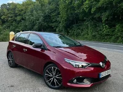 Rosu Utilizat 2018 Toyota Auris Comfort Hatchback | 10.999 EUR (Preț OK)