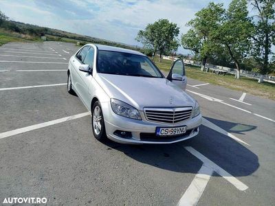 Mercedes C200