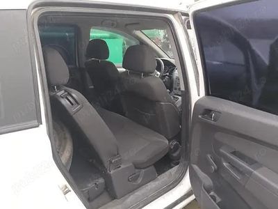 Second-hand 2009 Opel Zafira Monovolum | 1.300 EUR