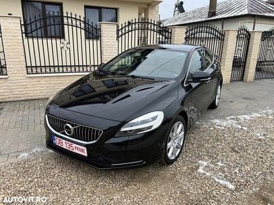 Culoarenegru Second-hand 2017 Volvo V40 Inscription Hatchback | 9.990 EUR (Preț OK)