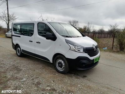 second-hand Renault Trafic Combi L1H1 1.6 dCi 95 8+1