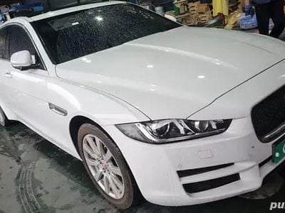 Alb Utilizat 2018 Jaguar XE Berlinǎ | 16.000 EUR (Preț OK)