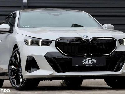 Culoarealb Nouă 2025 BMW 520 Comfort Edition Berlinǎ | 69.999 EUR
