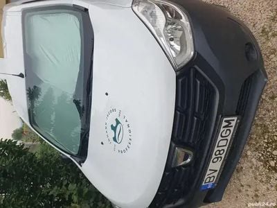 Alb Utilizat 2021 Dacia Dokker Monovolum | 12.500 EUR (Scump)