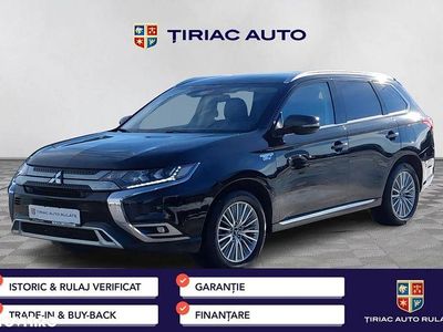 Culoarenegru Second-hand 2020 Mitsubishi Outlander P-HEV Spirit+ SUV | 22.990 EUR (Puțin scump)