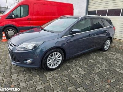Culoarealbastru Utilizat 2014 Ford Focus Titanium Break | 4.800 EUR (Preț bun)