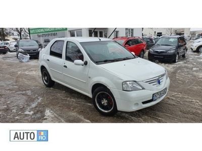 Second-hand Dacia Logan 65 CP (47 kW) 2006 Alb Berlinǎ
