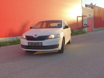 second-hand Skoda Rapid 2014 · 247 000 km · 1 598 cm3 · Diesel