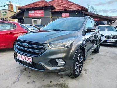 Second-hand Ford Kuga ST-Line 120 CP (88 kW) 2017 Gri SUV