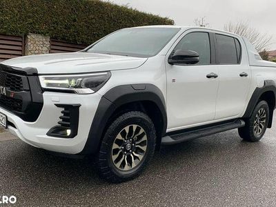 Second-hand Toyota HiLux Sport 204 CP (150 kW) 2024 Culoarealb Pickup