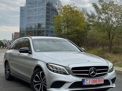 Culoaregri Utilizat 2021 Mercedes C220 Avantgarde Break | 16.990 EUR