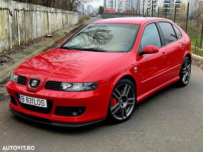 Culoarerosu Utilizat 2003 Seat Leon CUPRA Hatchback | 6.999 EUR