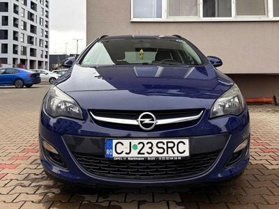 Second-hand Opel Astra Sport 110 CP (80 kW) 2012 Culoarealbastru Break