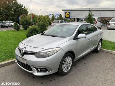 Culoareargint Utilizat 2015 Renault Fluence Berlinǎ | 7.500 EUR (Puțin scump)