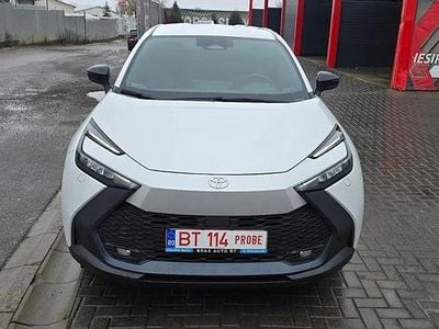 Second-hand Toyota C-HR Team 140 CP (102 kW) 2024 Culoarealb SUV