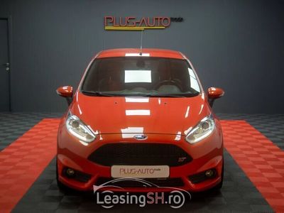 second-hand Ford Fiesta 2017 1.6 Benzină 182 CP 81.000 km - 15.500 EUR - leasing auto