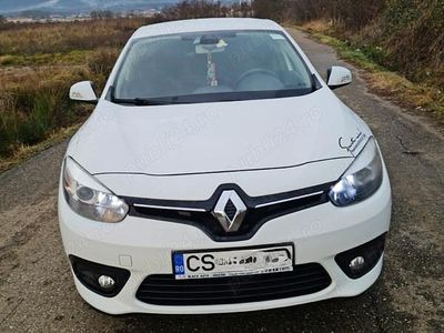 Alb Second-hand 2015 Renault Fluence Berlinǎ | 6.000 EUR