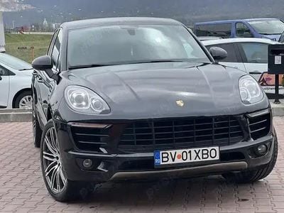 Porsche Macan S