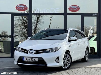 Toyota Auris Hybrid