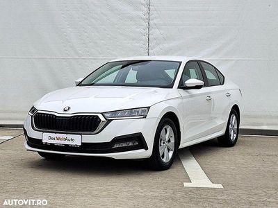 Culoarealb Utilizat 2023 Skoda Octavia Ambition Berlinǎ | 22.900 EUR (Puțin scump)