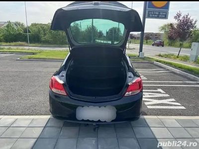 Culoarenegru Utilizat 2012 Opel Insignia Hatchback | 5.500 EUR (Preț OK)
