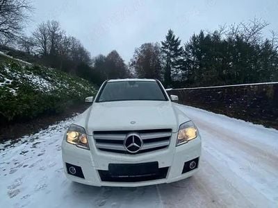 Alb Second-hand 2010 Mercedes GLK220 SUV | 9.500 EUR (Preț OK)