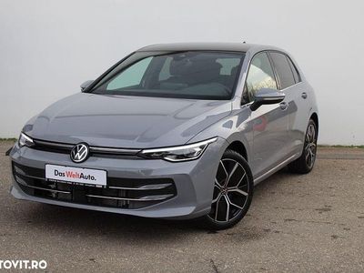 Culoaregri Utilizat 2024 VW Golf VIII Style Hatchback | 30.600 EUR (Puțin scump)