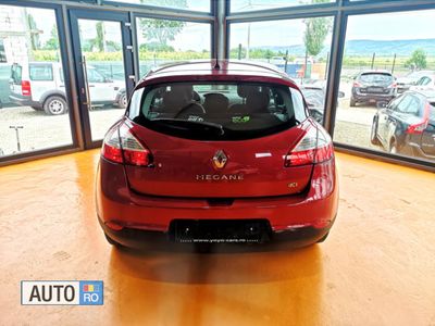 Rosu Utilizat 2015 Renault Mégane Cabriolet Cabrio | 6.490 EUR