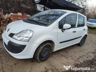 Utilizat 2010 Renault Modus Monovolum | 2.000 EUR