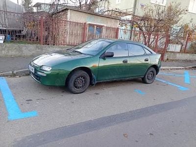 Utilizat 1995 Mazda 323F | 850 EUR