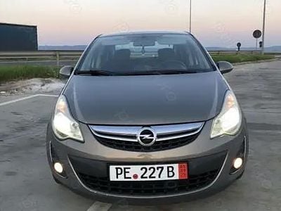 Utilizat 2013 Opel Corsa Hatchback | 4.150 EUR (Puțin scump)