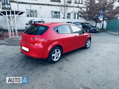 Roşu Utilizat 2011 Seat Leon Hatchback | 3.500 EUR